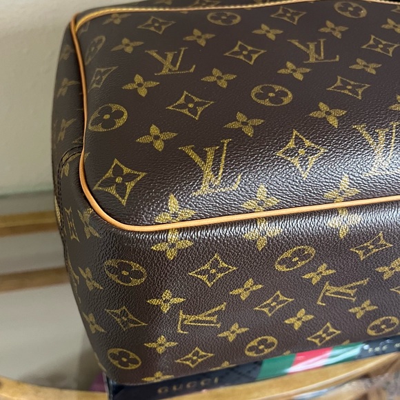 LOUIS VUITTON MONOGRAM DEAUVILLE TOTE - Picture 8 of 13